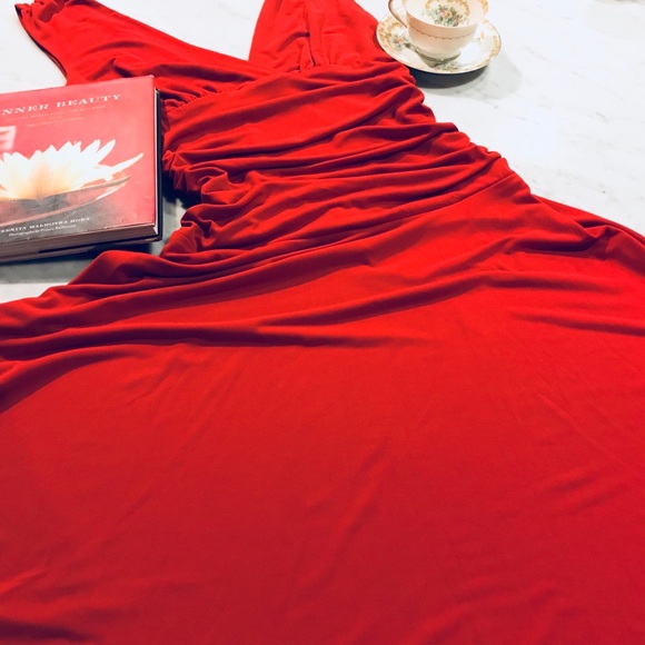 Cardinal red classic midi dress soft liquid flow - Picture 4 of 7